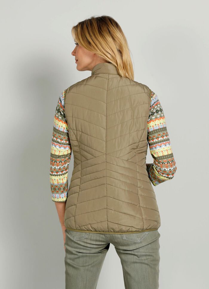 Steppweste mit Kontrastpaspelierung SCHILFGR&Uuml;N