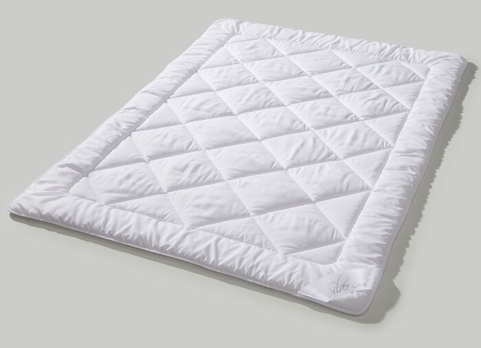 Bettwarenprogramm Schwarzwald Silverline von OBB WEISS