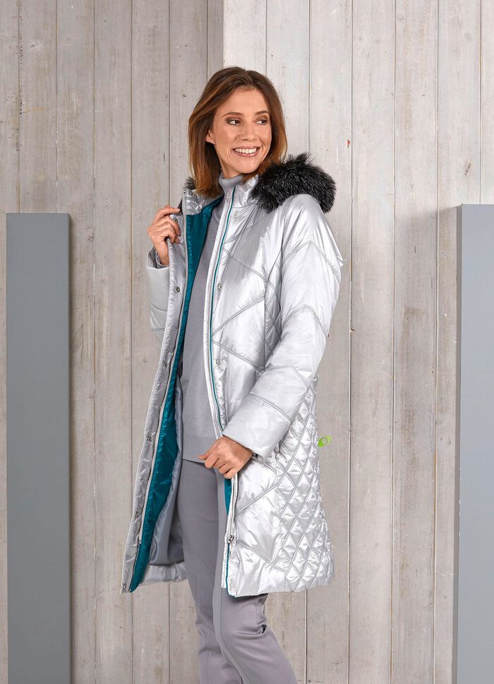 Kurzmantel mit smaragdgrünem Zierstepp 