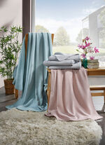 Wohndecke mit Zick-Zack-Dessin 