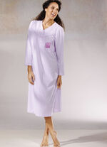 Zweierpack Nachthemden, 3/4 -langen &Auml;rmeln mit Knopfleiste 1X ZARTFLIEDER-BUNT, 1X ZARTFLIEDER