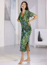 Nachthemd von Laurina, wadenlang und kurzen Ärmeln 