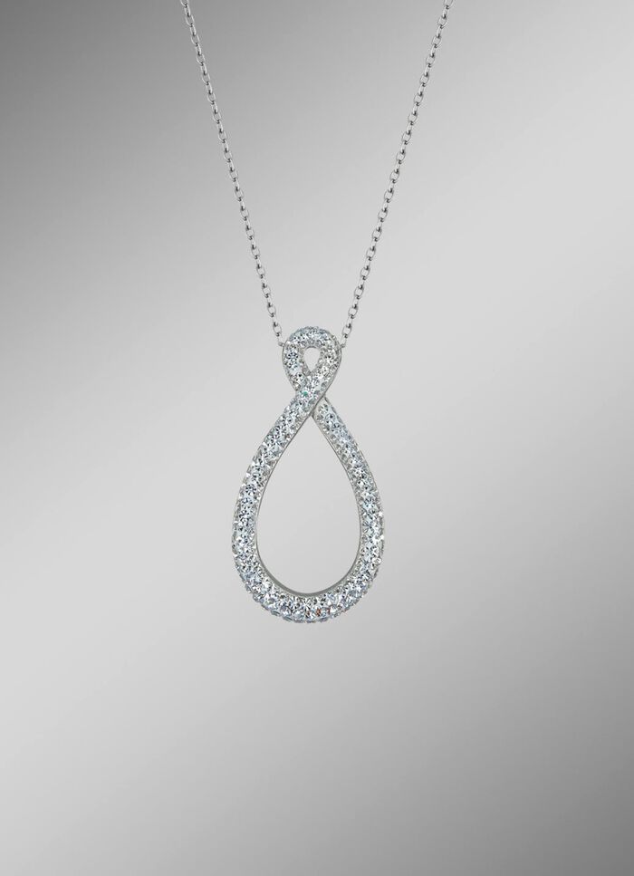 Strahlender Begleiter: Anh&auml;nger mit funkelnden Kristallen 