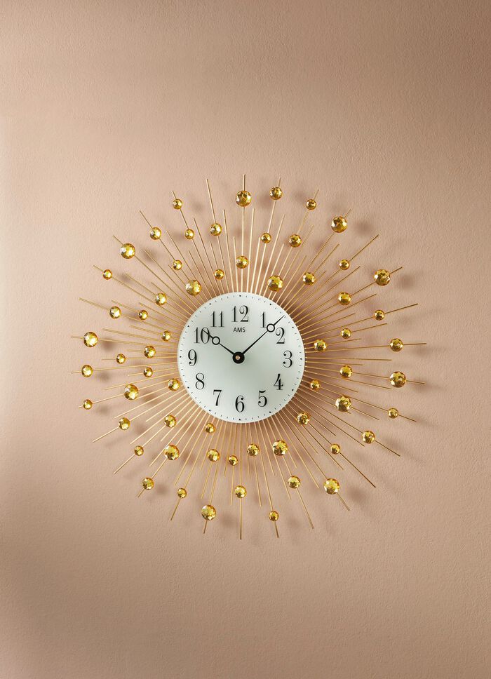 Wanduhr mit arabischen Ziffern 