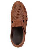 Sommerliche Herren-Slipper, mit herausnehmbarem Fu&szlig;bett BRAUN