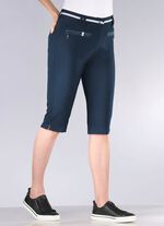 Aufwendig gearbeitete Bermudas 