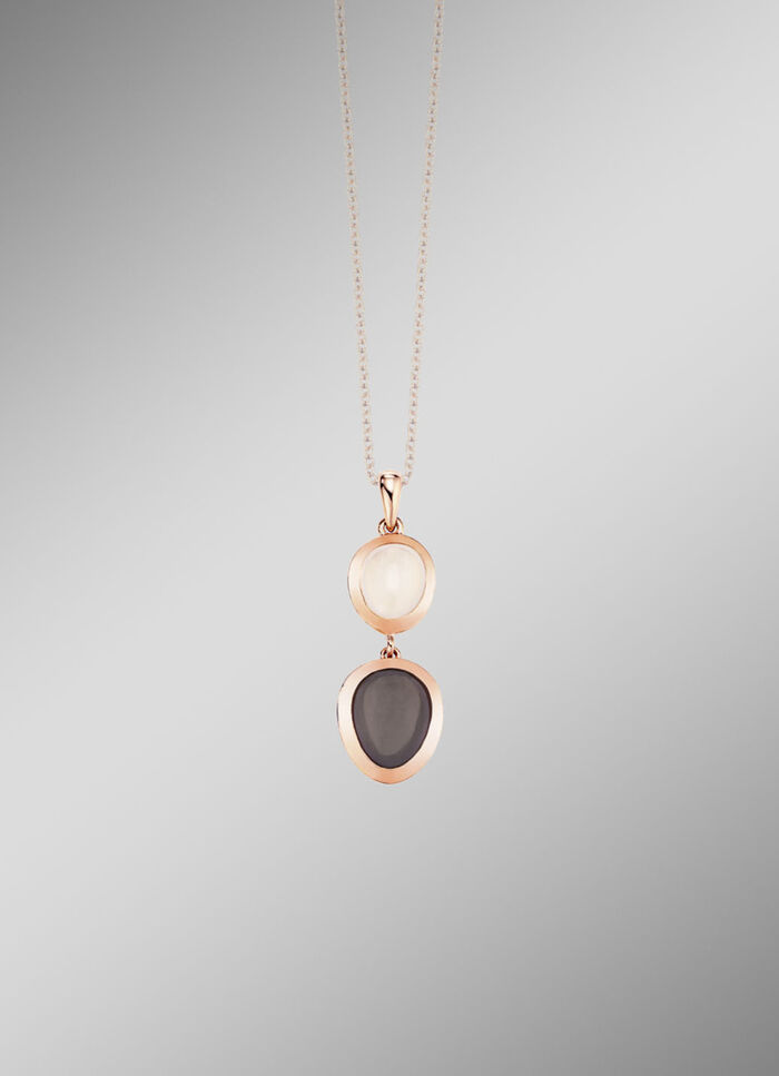 Zauber des Mondes &ndash; Anh&auml;nger mit echtem Mondstein 