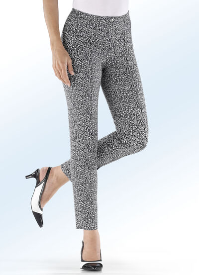 Hose mit ausdrucksstarker Dessinierung 