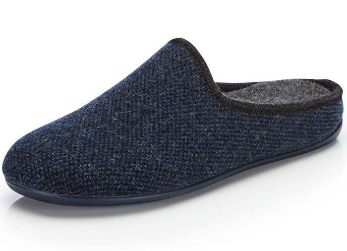 Pantoffel aus dezent gemustertem Textilmaterial 