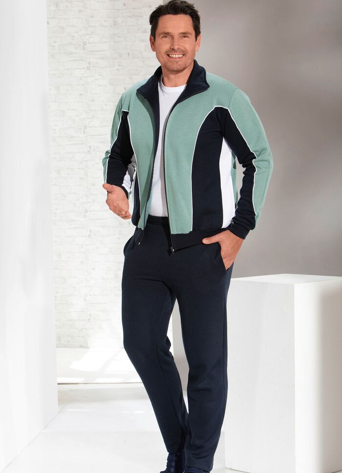 Freizeitanzug mit Seitentaschen 