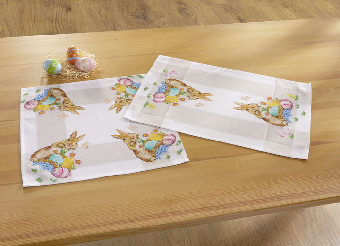 Zauberhafte Tischdecke mit niedlichen Ostermotiven BUNT