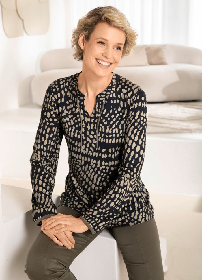 Shirt mit Zierbiesen 