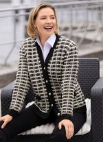 Strickjacke aus hochwertigem Effektgarn 