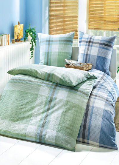 Bügelfreie Bettwäsche-Garnitur aus dem Hause Biberna 