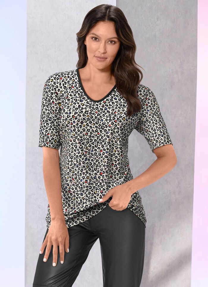 Shirt mit eingefasstem V-Ausschnitt  