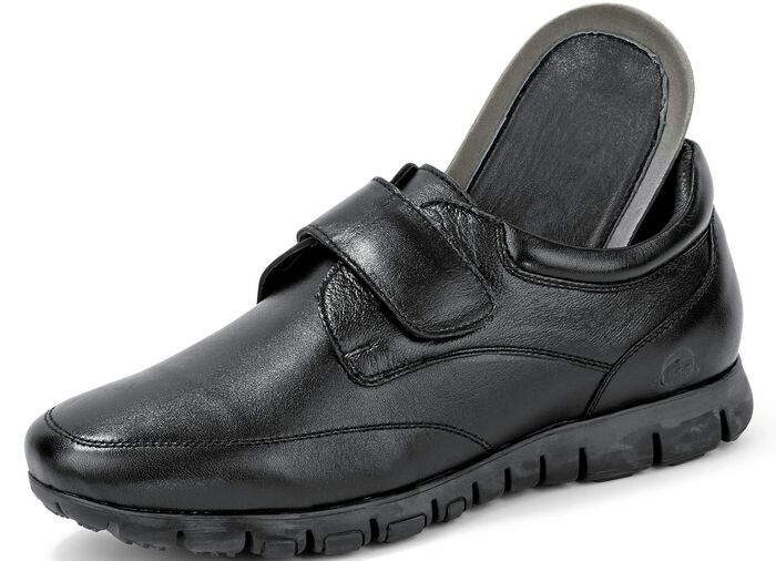 Leichte Herren-Slipper, mit herausnehmbarem Fu&szlig;bett SCHWARZ