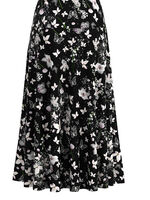 Rock mit figurg&uuml;nstiger Passe 