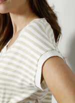 Shirt mit dekorativen Glanzgarn-Elementen 