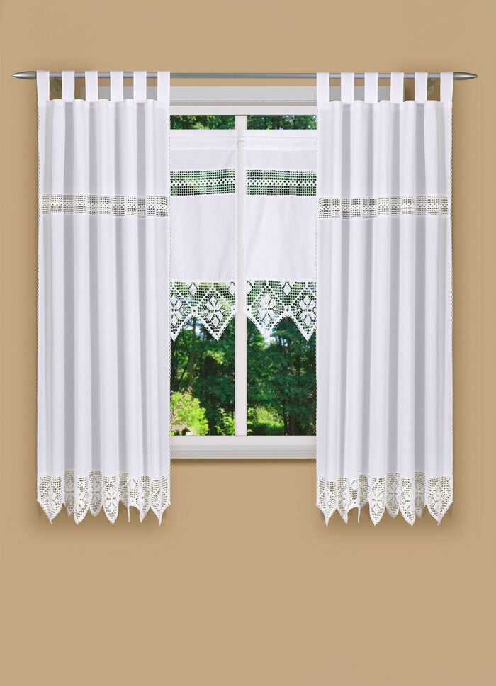 Hochwertige und blickdichte Fensterdekoration 