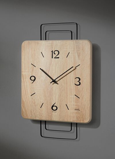 Wanduhr mit Holzgeh&auml;use aus dem Hause AMS 
