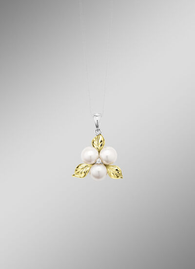 Blühende Schönheit: Anhänger mit Muschelkernperlen 
