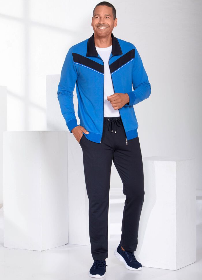 Freizeitanzug mit Seitentaschen 