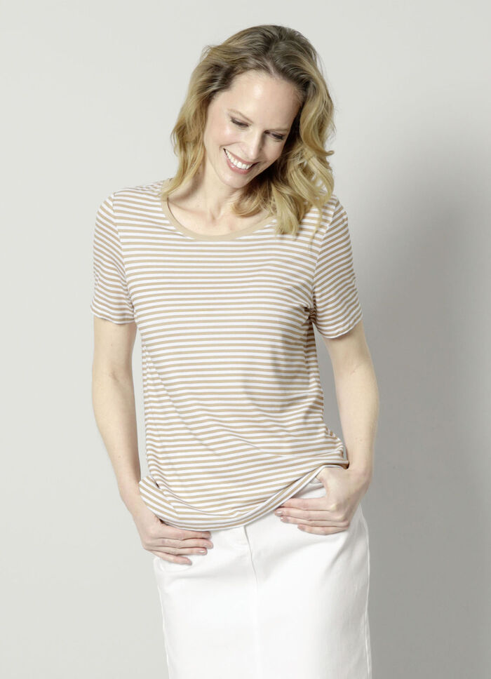 Shirt mit allover Ringel-Dessin 