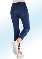 Jeans mit angesagter Punktedessinierung 
