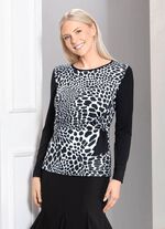 Extravagantes Shirt mit Schmuckring und Schleife 