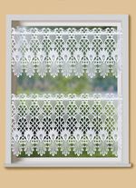 Kurzstore mit aufwendigem Macram&eacute;-Abschluss 