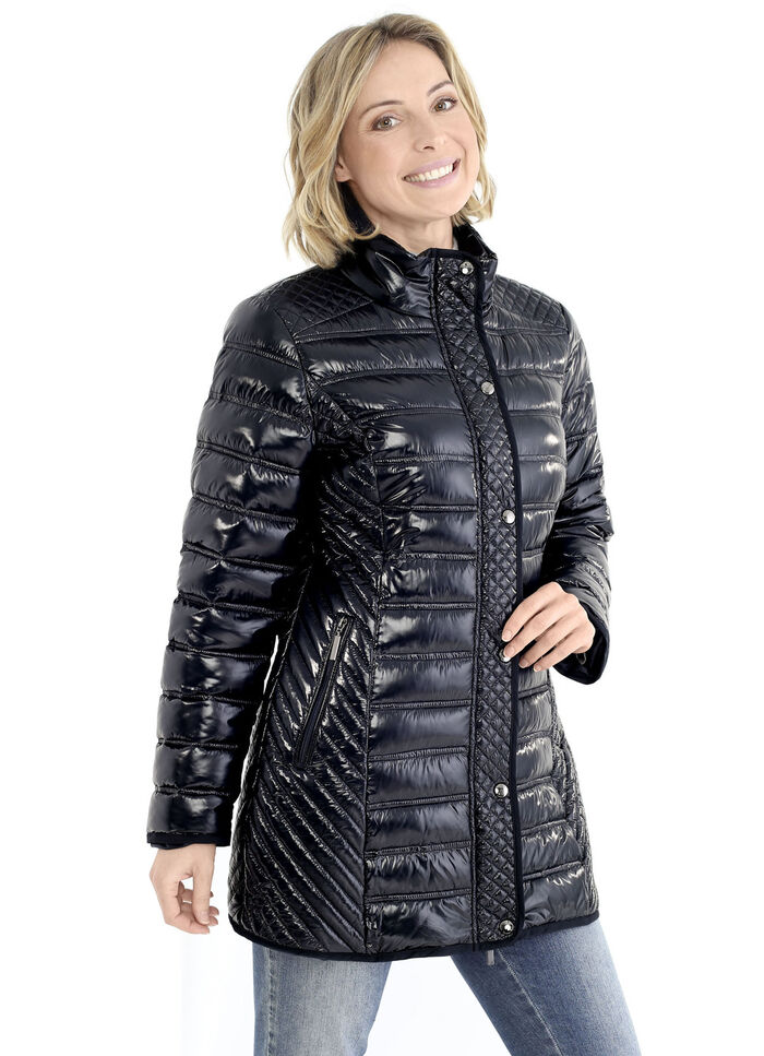 Jacke mit verschiedenen Steppvariationen 