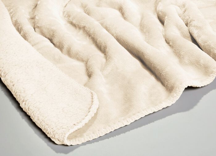 Superkuschelige Wohndecke in Teddyfleece-Qualit&auml;t CREME