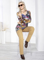 Interessantes Longshirt mit Strasszier 