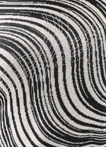 Tunika mit schwarzem Gürtel 