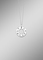 Zeitlos schöner Anhänger mit funkelnden synth. Zirkonia!  