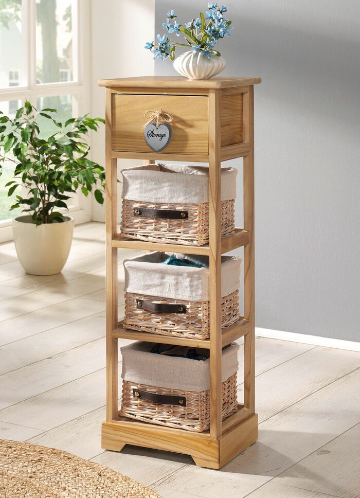 Kommode aus Massivholz mit eingearbeiteten Gebrauchsspuren 