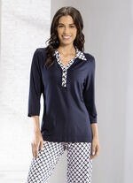 Poloshirt in Knopfzierblende 