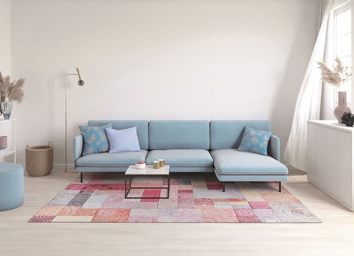 Moderne Brücken und Teppiche 