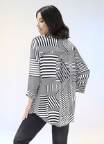 Shirt mit raffinierter Faltenlegung im Vorderteil 