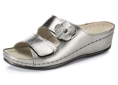 Bequeme Damen-Pantoletten, Weite G, mit Lederblüte 