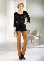 Shirt mit kontrastfarbenen Zierpl&auml;ttchen 