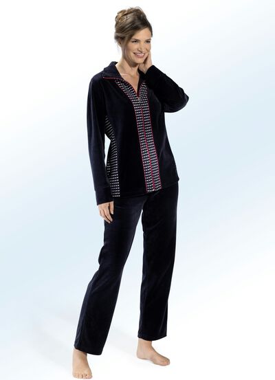 Hausanzug mit tollen Eins&auml;tzen 