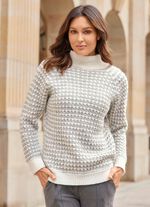 Pullover mit aufwendiger Struktur 