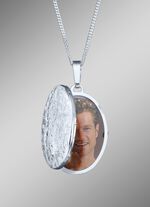 Medaillon mit Panzerkette 