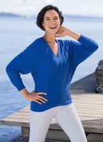 Pullover in Fledermausform 