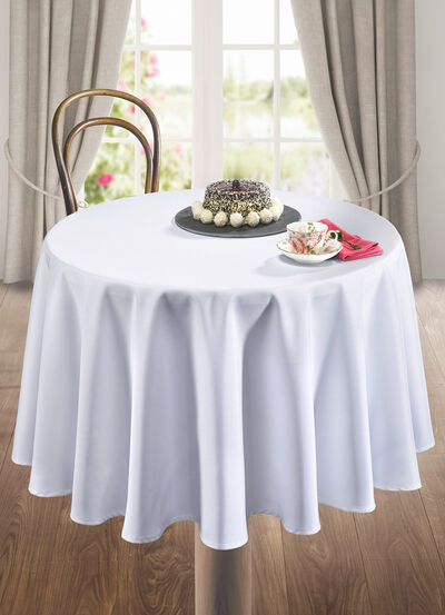 Tisch- und Raumdekoration mit Fleckenschutz-Ausrüstung 