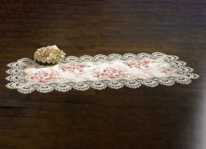 Tischdecke von Schäfer mit feinster Macramé-Spitze BUNT