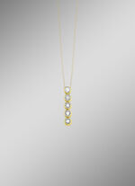 Edler Anhänger mit Brillanten 