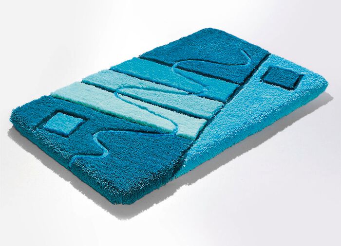 Handgearbeitete Badgarnitur in harmonischen Farbt&ouml;nen 