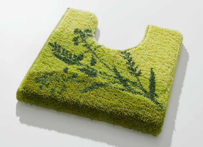 Naturnah gestaltete Badgarnitur der Marke Grund 